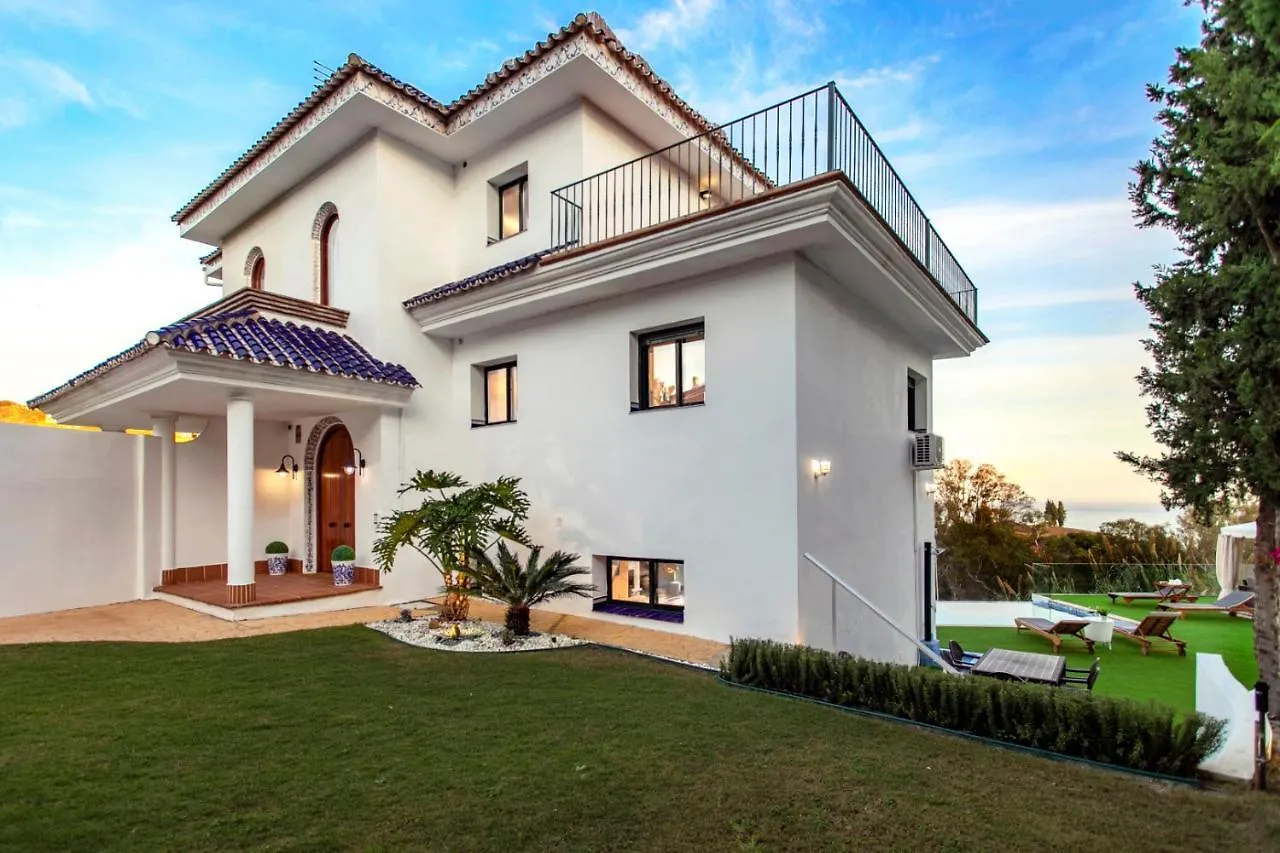 Luxury Villa With Sea Views - Heated Pool-Jacuzzi Benalmadena Spain