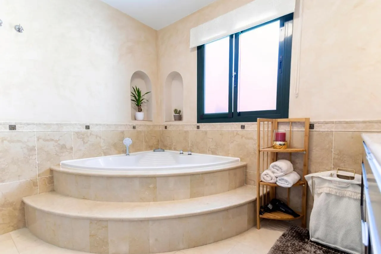 Luxury Villa With Sea Views - Heated Pool-Jacuzzi Benalmadena Spain